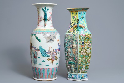Deux vases en porcelaine de Chine famille rose, 19&egrave;me