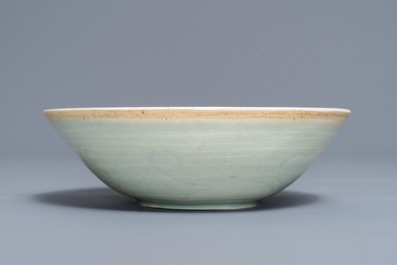 A Chinese qingbai bowl with underglaze design, Song