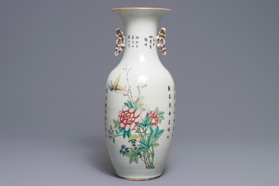 Een Chinese famille rose vaas met tweezijdig decor, 19/20e eeuw