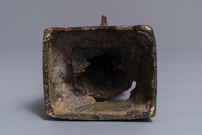Un grand mod&egrave;le de Mahakasyapa en bronze dor&eacute; et laqu&eacute;, Chine, Ming