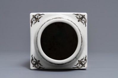 A Chinese Cultural Revolution cong vase, 20th C.