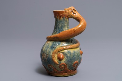 Een Vlaams aardewerken Art Nouveau vaas met een draak, Leo Maes Vereenoghe, Torhout, 1891-1909