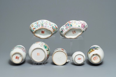 Een collectie divers Chinees famille rose en qianjiang cai porselein, 19/20e eeuw