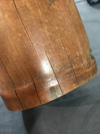 Deux pots &agrave; pinceaux en bambou sculpt&eacute;, Chine, 18/19&egrave;me