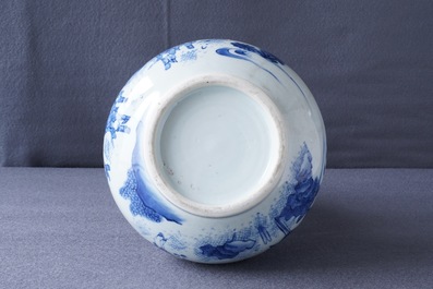 A Chinese blue and white double gourd vase, Transitional period