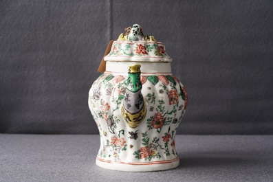 A Chinese famille verte teapot and cover, Kangxi