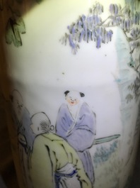 A round Chinese qianjiang cai hat stand, 19/20th C.