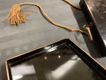 Six bo&icirc;tes couvertes en laque de Japon, Meiji/Showa, 19/20&egrave;me