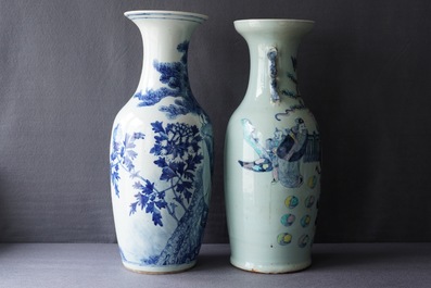 Deux vases en porcelaine de Chine bleu et blanc et famille rose, 19&egrave;me
