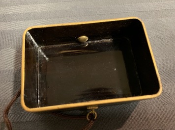 Six bo&icirc;tes couvertes en laque de Japon, Meiji/Showa, 19/20&egrave;me