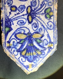 Vier majolica tegels uit de kapel van F&egrave;re-en-Tardenois, atelier Guido Andries, Antwerpen, ca. 1530