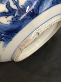 A Chinese blue and white teapot and cover, Kangxi