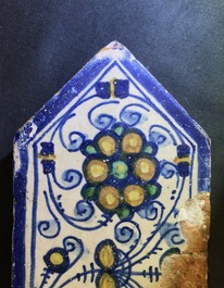 Vier majolica tegels uit de kapel van F&egrave;re-en-Tardenois, atelier Guido Andries, Antwerpen, ca. 1530