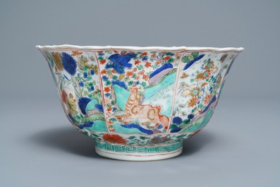 A lobed Chinese famille verte bowl, Kangxi