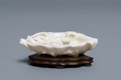 A Chinese Dehua blanc de Chine 'lobster on artemisia leaf' water dropper, Kangxi
