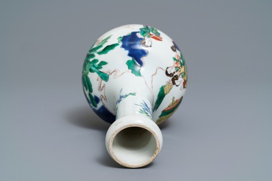 Een Chinese famille verte vaas, Chenghua merk, Kangxi