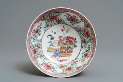 A Chinese famille rose eggshell bowl with floral design, Yongzheng