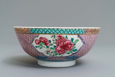 A Chinese famille rose eggshell bowl with floral design, Yongzheng