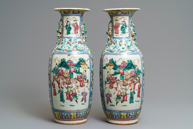 A pair of Chinese famille rose vases, 19th C.