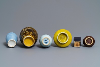 Six various Chinese monochrome vases, 19th C.