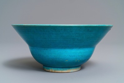 Un bol en porcelaine de Chine turquoise monochrome, Kangxi