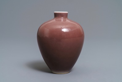 A Chinese monochrome liver red vase, Xuande mark, 19th C.
