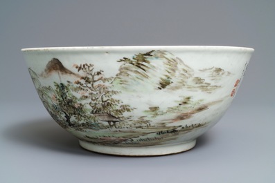 A large Chinese qianjiang cai 'landscape' bowl, 20th C.