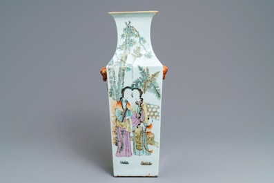 A square Chinese qianjiang cai vase and a tureen and cover, 19/20th C.