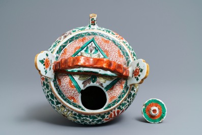 A Chinese famille verte lime pot for the Vietnamese market, Kangxi