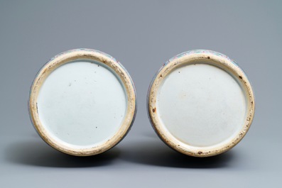 Une paire de vases en porcelaine de Chine famille rose, 19&egrave;me