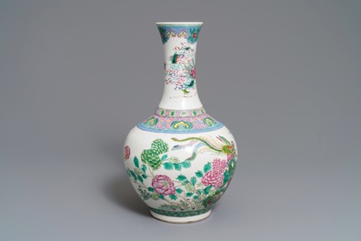 A Chinese famille rose tianqiu ping vase with birds and a dragon, 19th C.