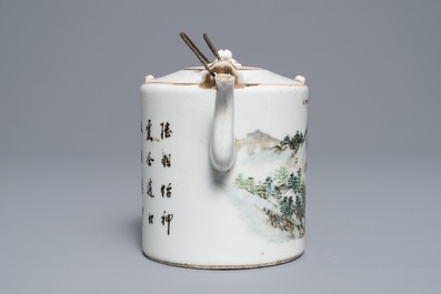 Three Chinese qianjiang cai teapots and an oval dish, 19/20th C.