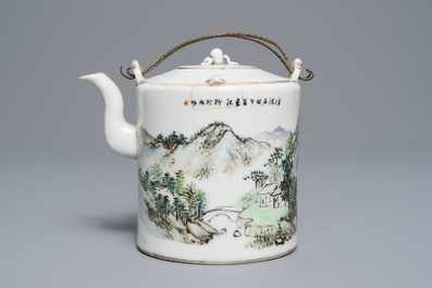 Three Chinese qianjiang cai teapots and an oval dish, 19/20th C.