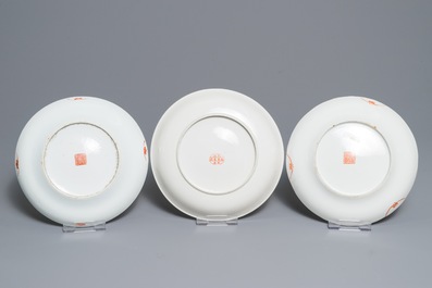 Twelve various Chinese qianjiang cai, famille rose and verte plates, 19/20th C.