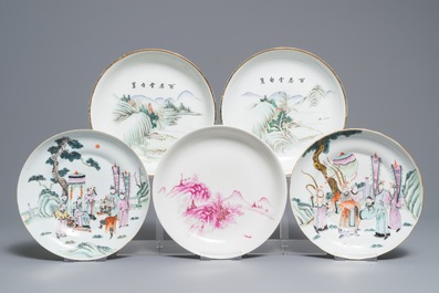 Twelve various Chinese qianjiang cai, famille rose and verte plates, 19/20th C.