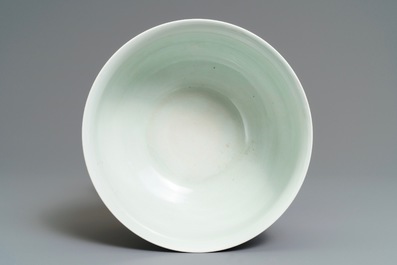 A Chinese blue and white 'river landscape' censer, 19th C.