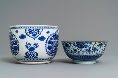 A pair of Chinese blue and white vases and two bowls, Kangxi
