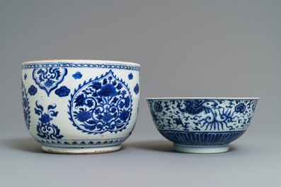 A pair of Chinese blue and white vases and two bowls, Kangxi