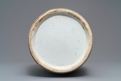A Chinese qianjiang cai two-sided design vase, 19/20th C.