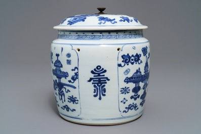 A Chinese blue and white bowl and cover with antiquities design, Kangxi