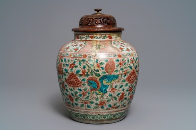 A Chinese polychrome Swatow jar with Buddhist lions among peony scrolls, Ming