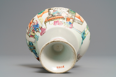 Trois pi&egrave;ces en porcelaine de Chine famille rose, 19&egrave;me