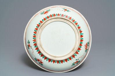 A Chinese famille verte dish with floral design, Kangxi
