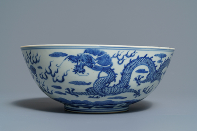 A varied collection of Chinese blue and white and famille verte porcelain, 19th C.