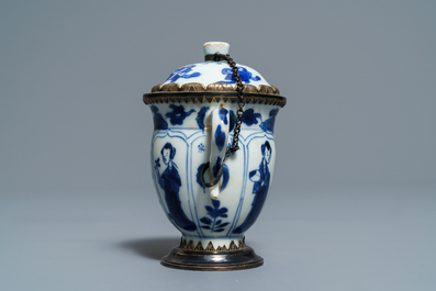 Four Chinese famille rose and blue and white jugs and teapots, Kangxi/Qianlong