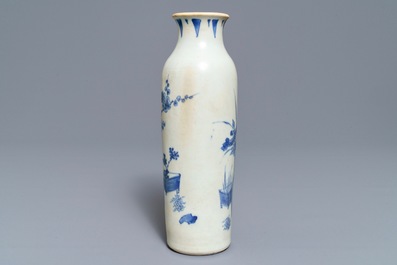 A Chinese blue and white sleeve vase with flowervases, Hatcher cargo, Transitional period