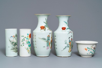 Two Chinese famille rose vases, two hat stands and a jardini&egrave;re, 19/20th C.