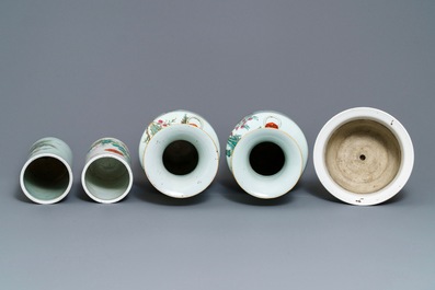 Two Chinese famille rose vases, two hat stands and a jardini&egrave;re, 19/20th C.