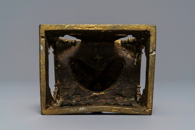 Une figure d'Amitayus en bronze dor&eacute;, Sino-Tibet, Qianlong