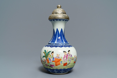 Two Chinese famille rose dishes and a silver-mounted vase, 19/20th C.